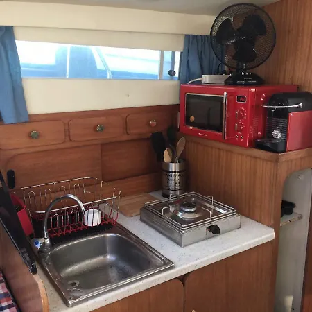 Location Bateau Port Vauban Botel