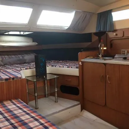Location Bateau Port Vauban Botel *