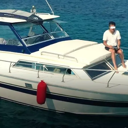 Location Bateau Port Vauban * Antibes