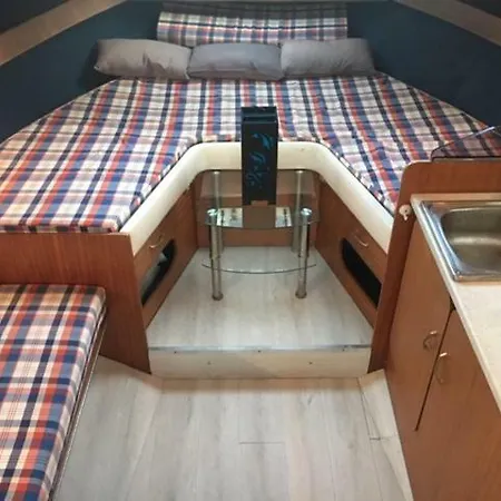 Botel Location Bateau Port Vauban