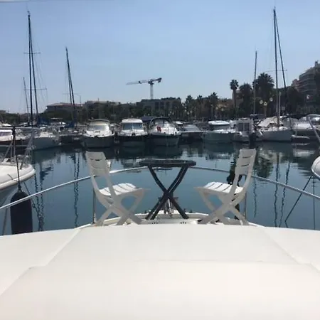 Location Bateau Port Vauban Bådhotel